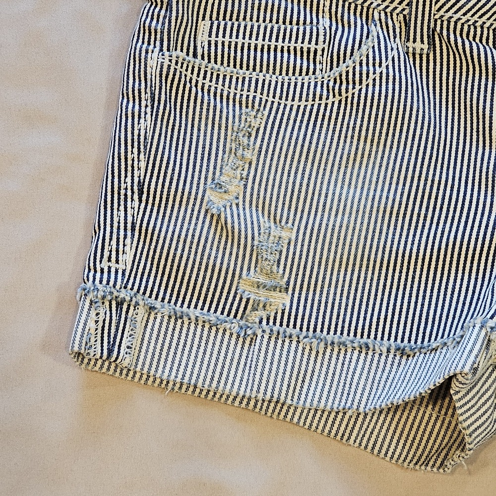 WILLIAM RAST Denim SCARLET SHORTS Striped Rolled Cut-Off Made In USA Size 24‎ - Picture 3 of 11